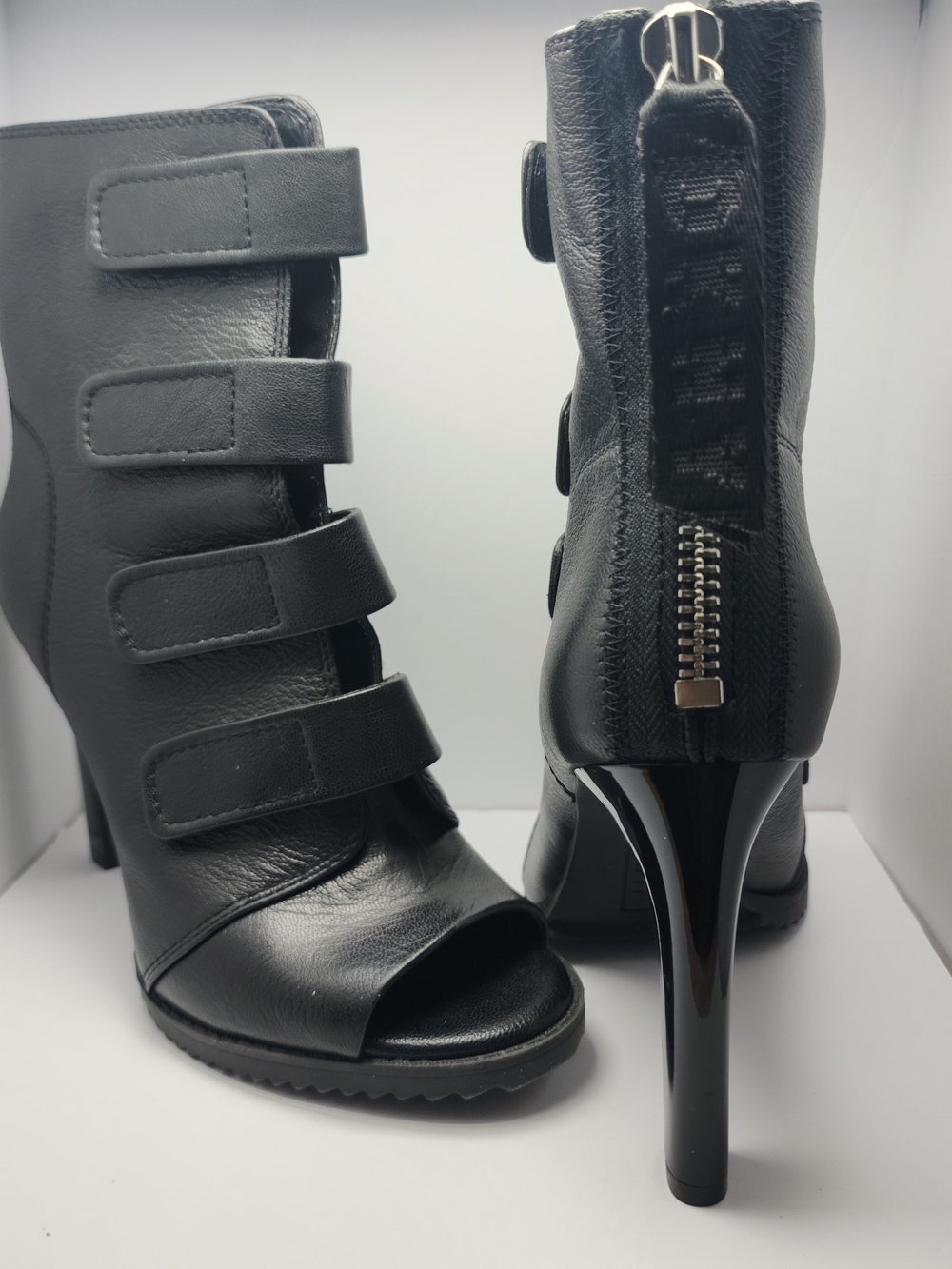 DKNY High Heel Peep-Toe Ankle Bootie Black Size 8.5 Sexy Night Out Dark Feminine